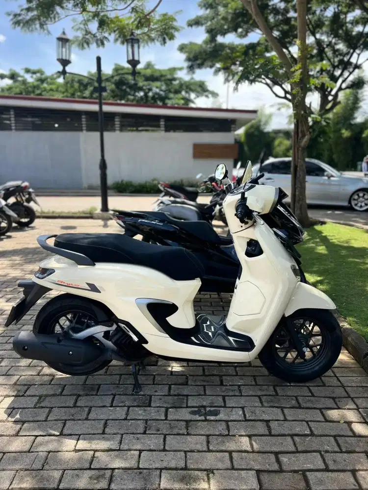 Honda Stylo 160 CBS