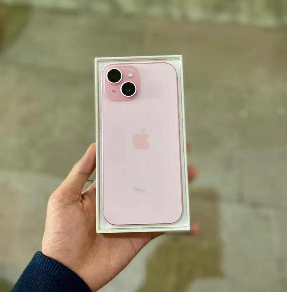 iPhone 15 128GB iBox fullset original garansi aktif Febs 2026