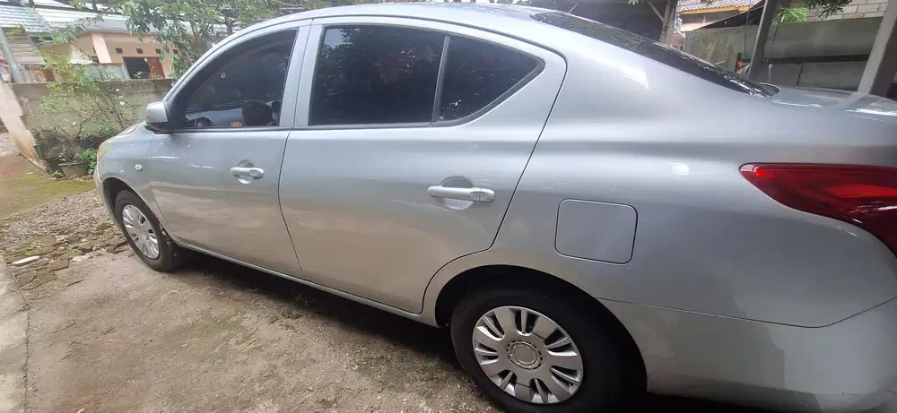 Nissan Almera 2012 Bensin