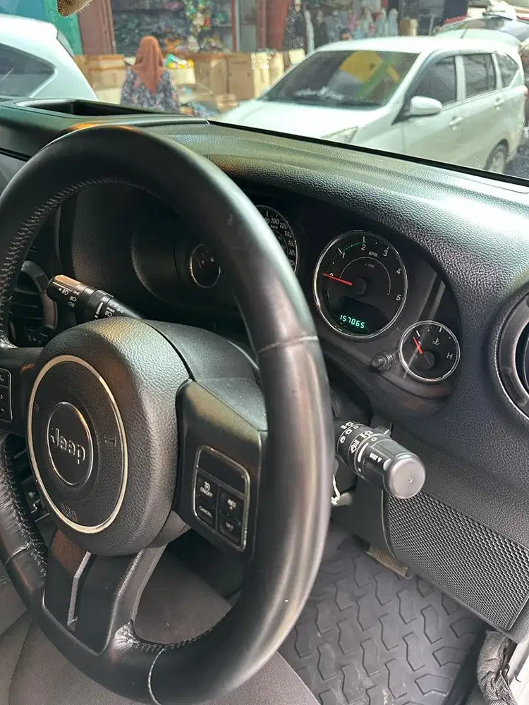 Jeep Rubicon 2013 crd solar