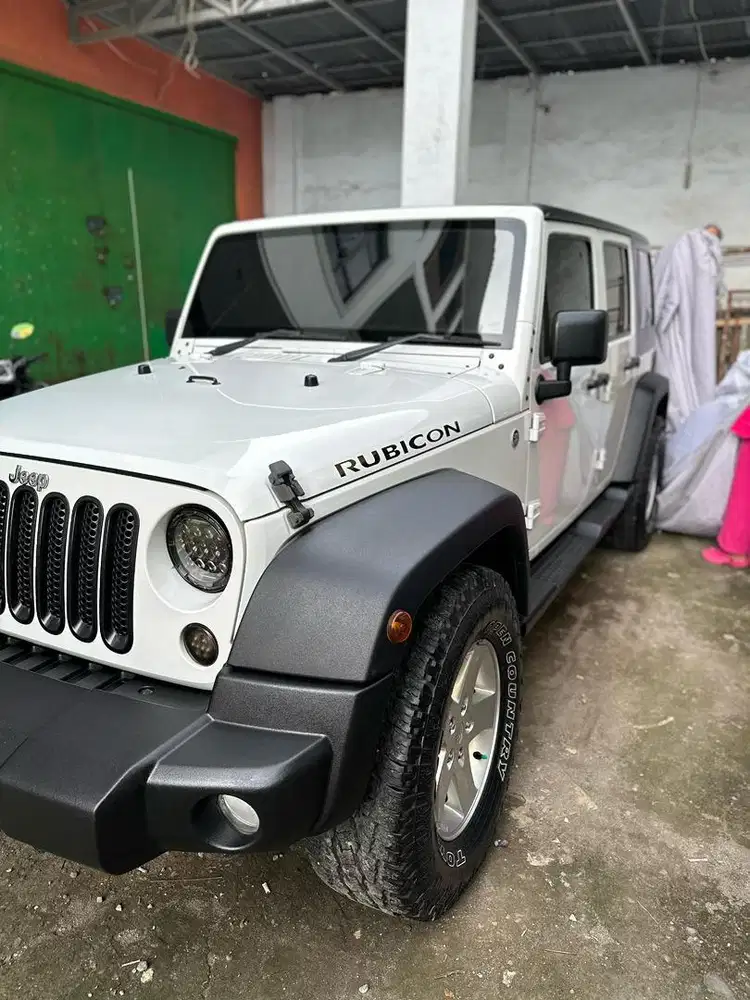 Jeep Rubicon 2013 crd solar