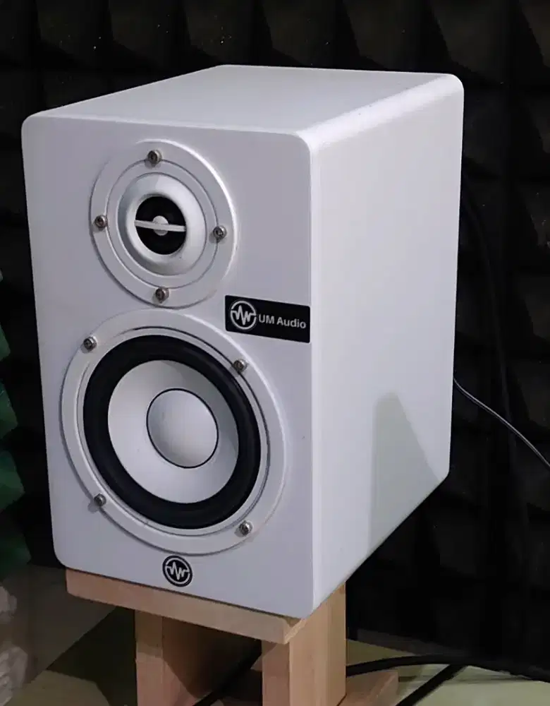 Speaker monitor flat UM Audio UM5B 5inc