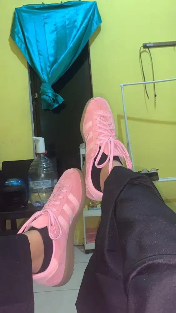 jual cepat sepatu adidas