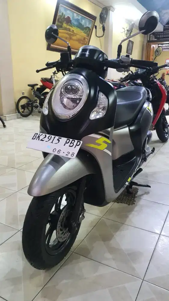New Scoopy Sporty 2023 Mantap Sekali-Odomtr 10.000 KM-plaza motor