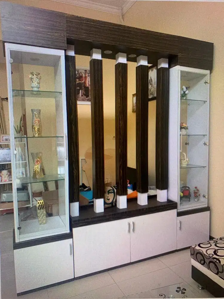 partisi sekat ruangan