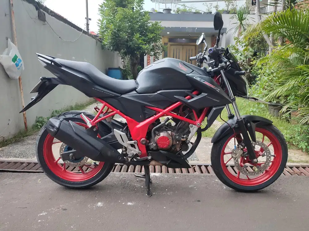 HONDA CB 150R TAHUN 2017 PAJAK HIDUP