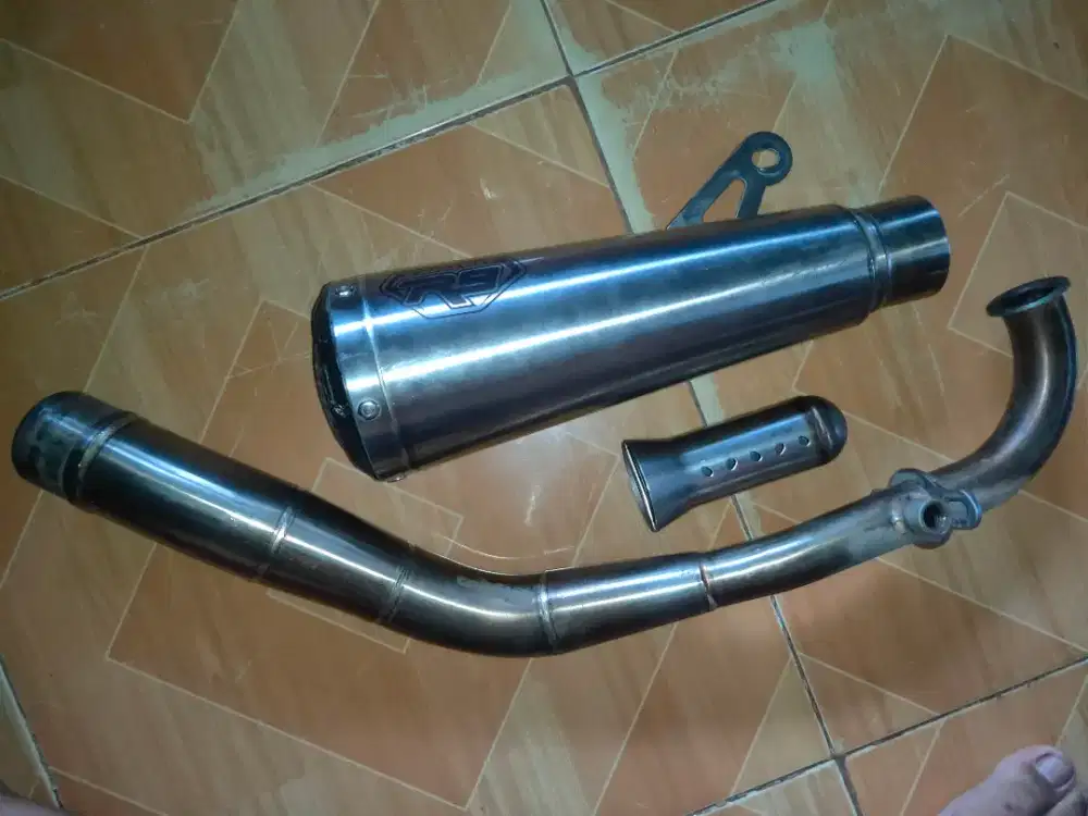 Knalpot R9 Delta Vario & PCX 160