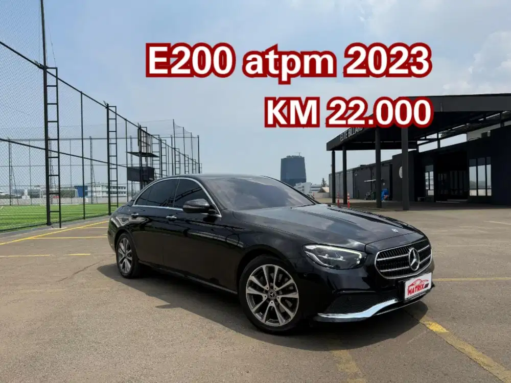 Mercedes-Benz E200 2023 nik 2022 . Mercy e200
