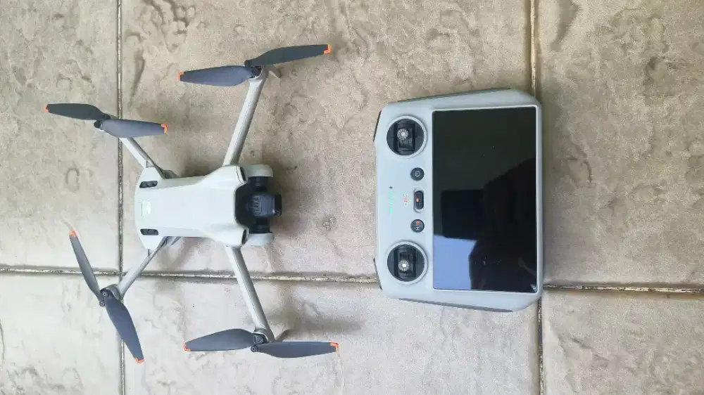 DJI MINI 3 RC (REMOTE LAYAR)