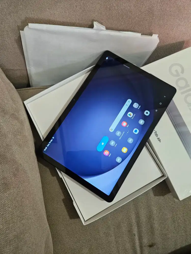 SAMSUNG GALAXY  TAB A9+ WIFI ONLY 4/64GB FULLSET RESMI SEIN