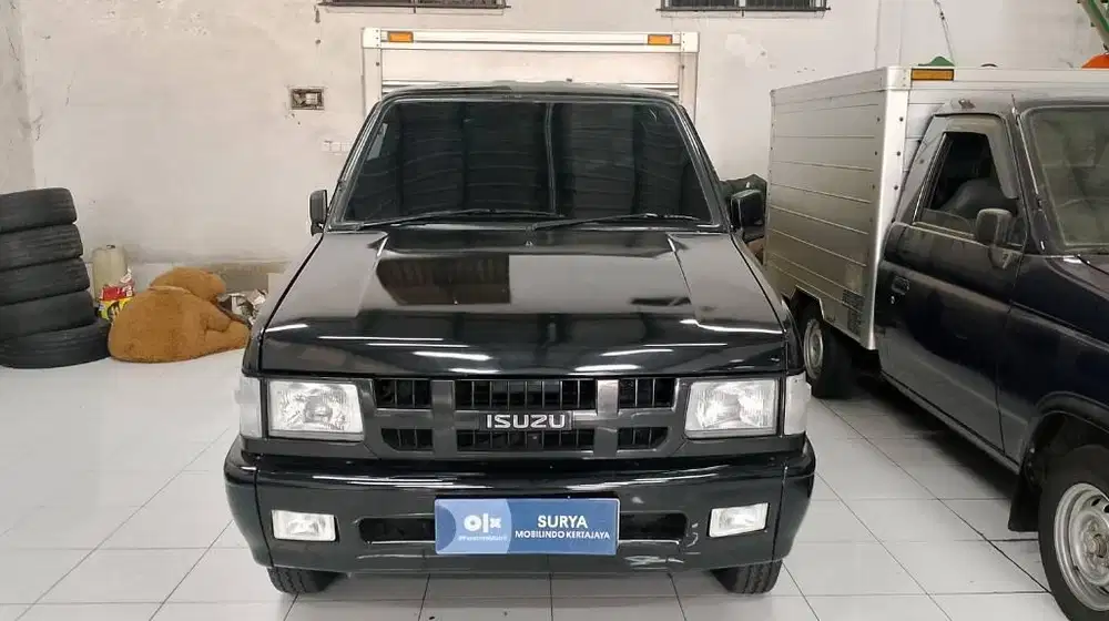 Isuzu Panther Box mt 2012 ada 2 unit bebas pilih#SURYA MOBILINDO