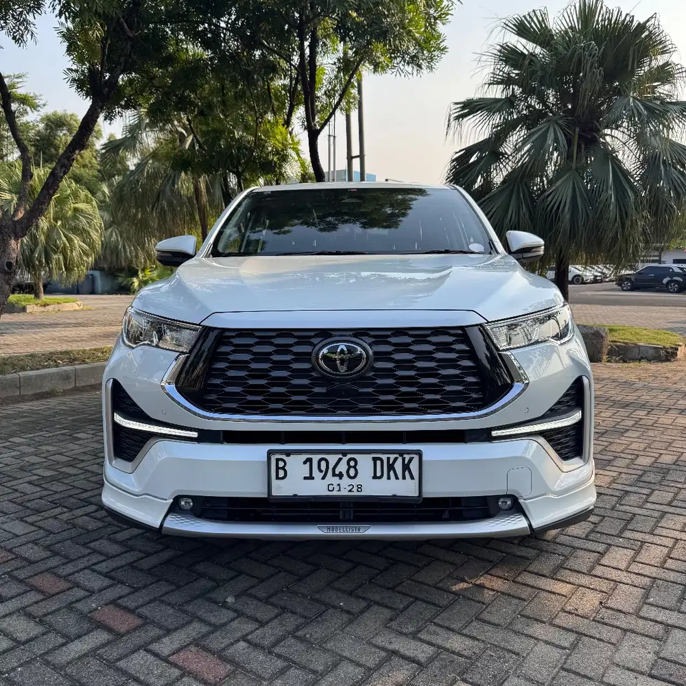 Innova Zenix Q hybrid modelista 2022 AT