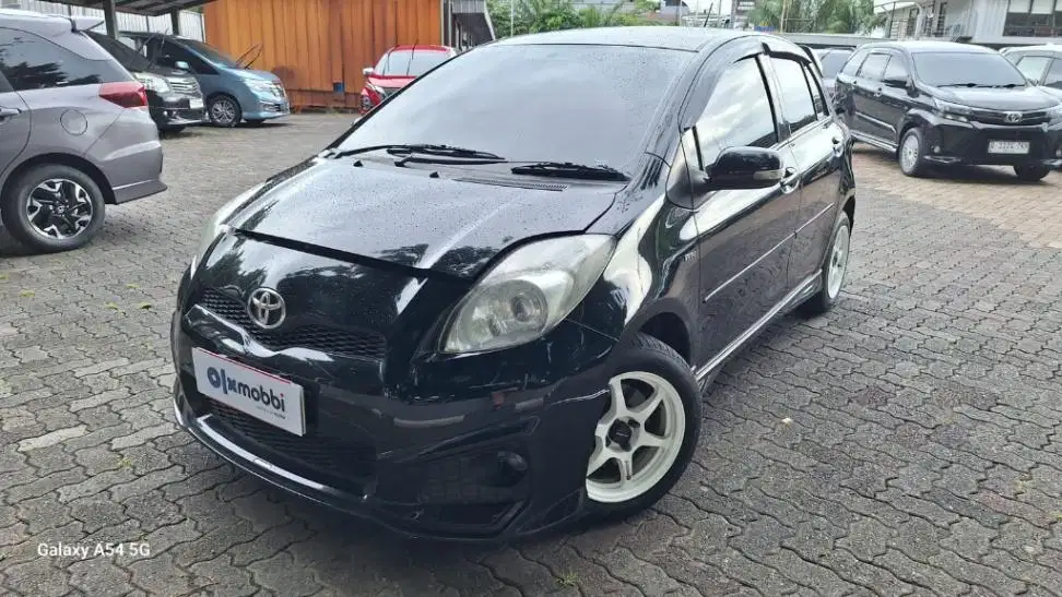 TERMURAH Toyota Yaris 1.5 TRD Sportivo Bensin-AT 2014 KRD