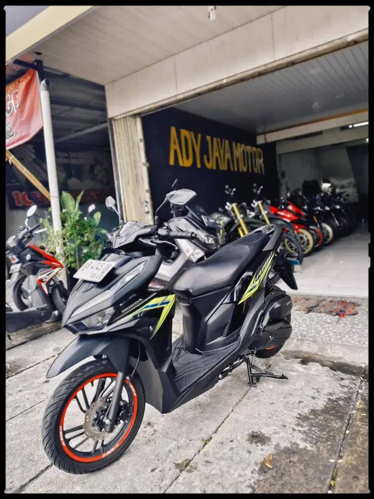 Honda Vario 125 ESP CBS Tahun 2024