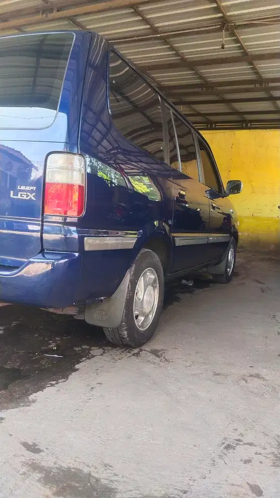 Toyota Kijang 2000 Bensin