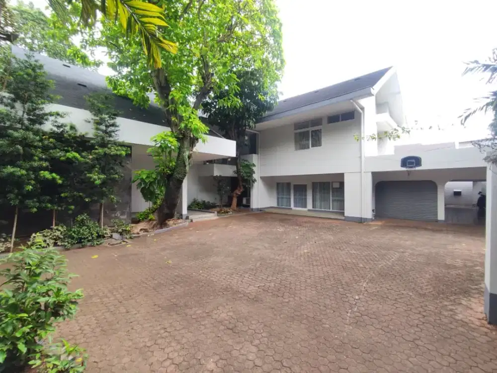 Disewakan Rumah Area Kemang Timur