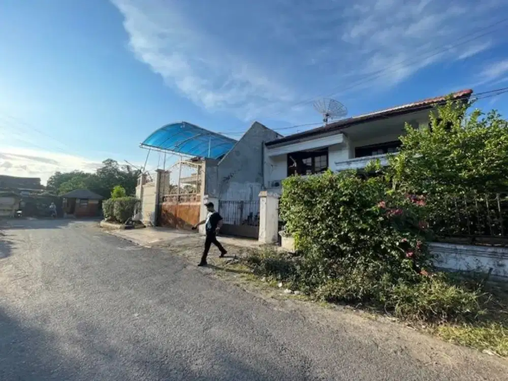 Rumah Dijual Hitung Tanah di Darmo Harapan II Blok GA, Surabaya Barat