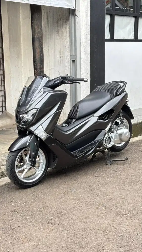 NMAX OLD 2DP NON ABS DARK GREY METALLIC