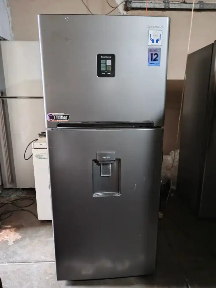 kulkas Daewoo 2 pintu