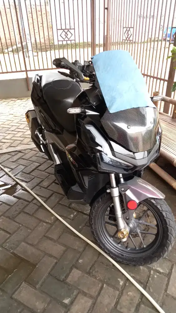 HONDA ADV 160cc CBS HITAM 2023