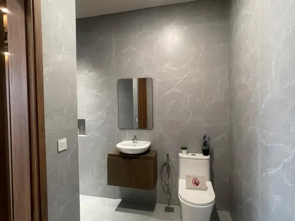 Tropical Home Mulai 1 M-an! Cluster Lynelle BSD Timur Dekat Tol & Mall