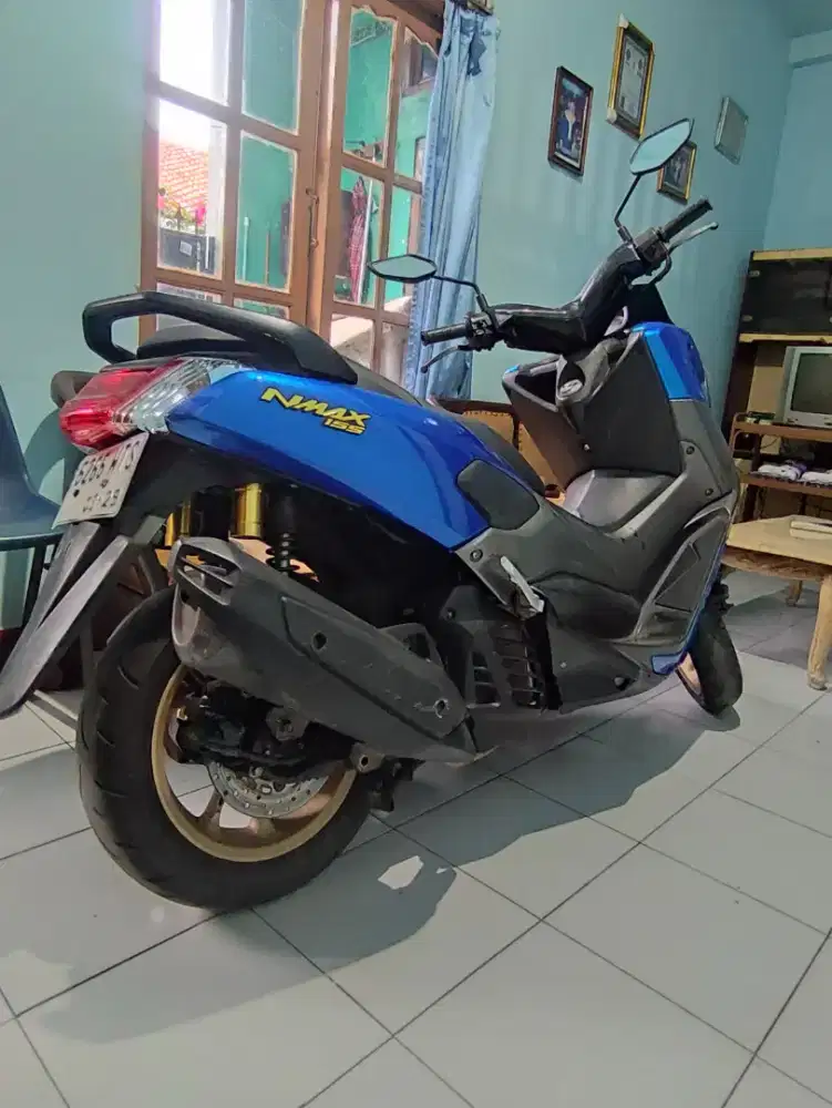 Nmax low km pajak on panjang