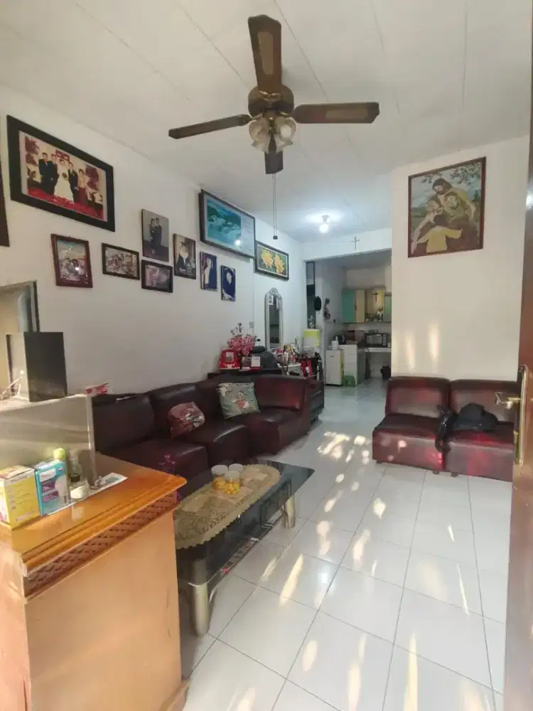 Rumah Taman Kopo Indah 1 Bandung siap Huni