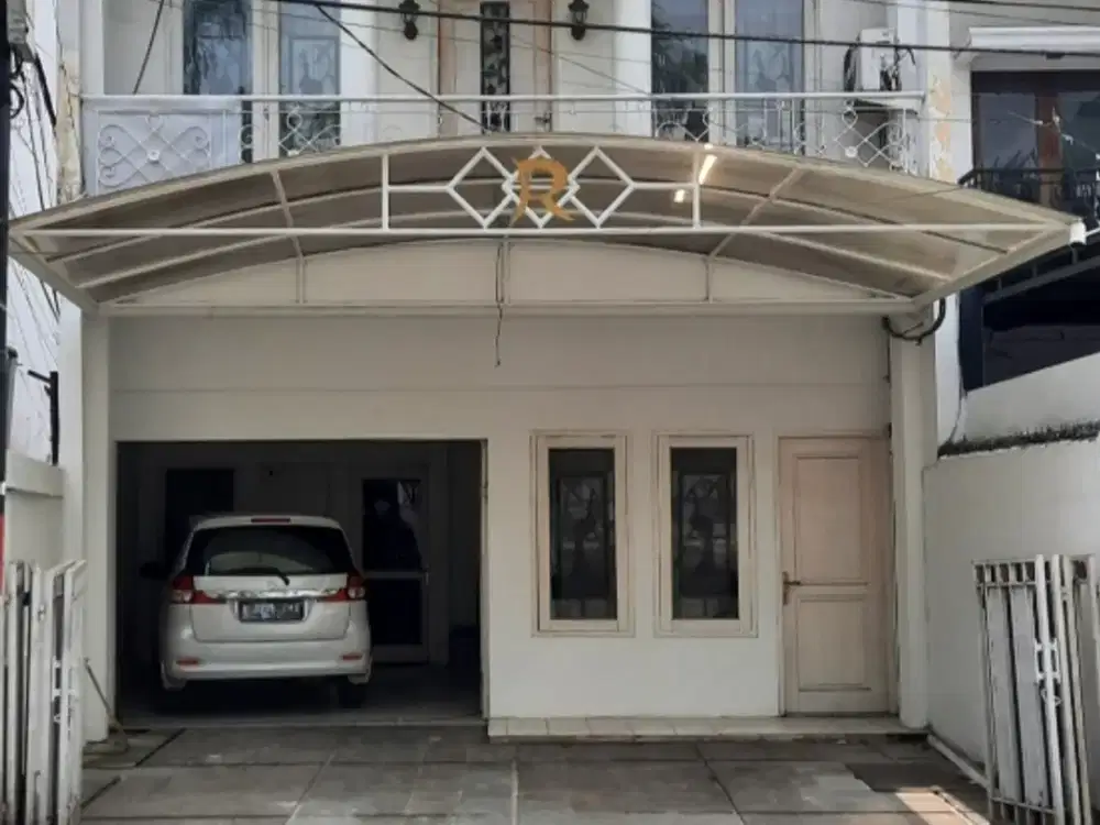 Rumah pinggir jln raya pejaten jatipadang hnya 1,9mlyr