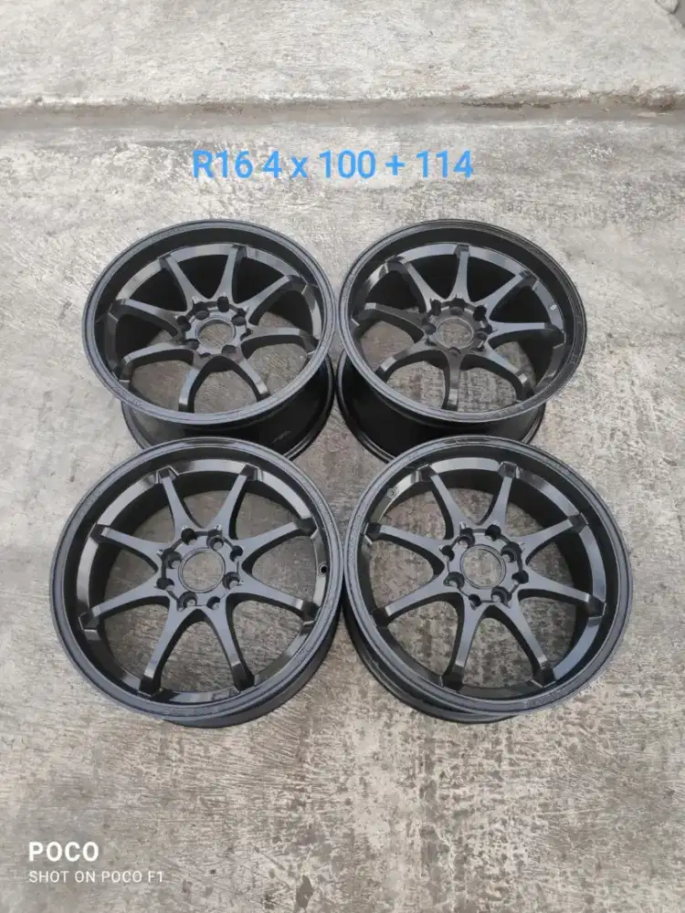 Rep CE28 R16 pcd 4 x 100 + 114 lebar 7 + 8,5 offset 38