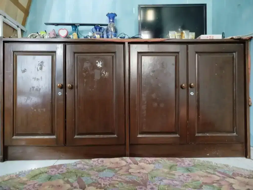 Dijual Meja/Lemari kayu JATI ASLI