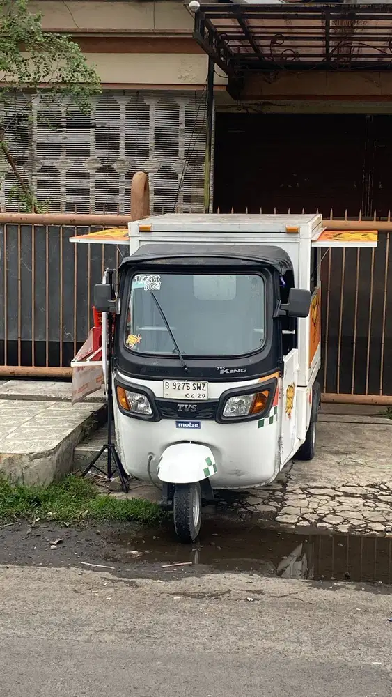 bajaj food truck tvs 200cc