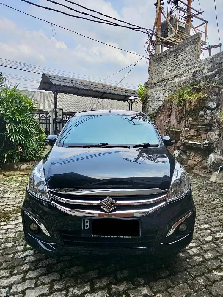 Suzuki Ertiga GX MT (2016)