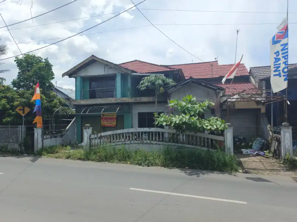 RUMAH DI JALAN TARUNA PRAJA (Di Depan JPOK)