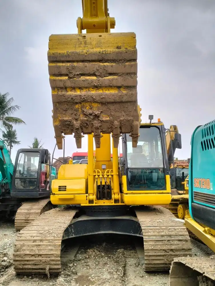Jual Excavator Komatsu PC200-8