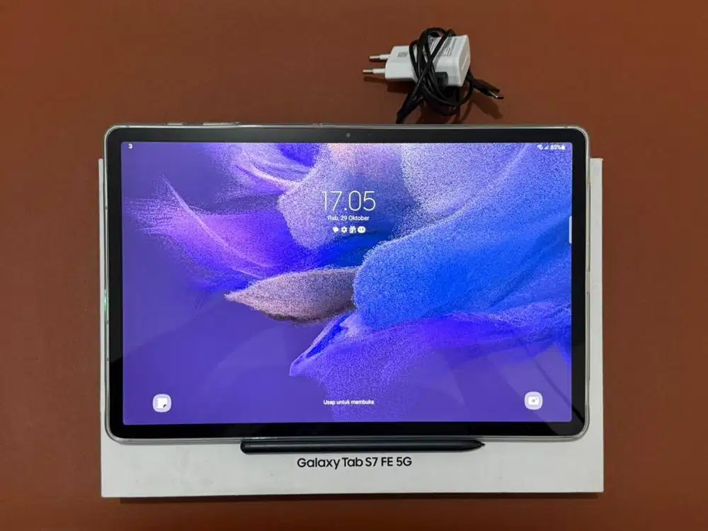 Samsung tab s7 FE 5g 6/128 bisa Simcard