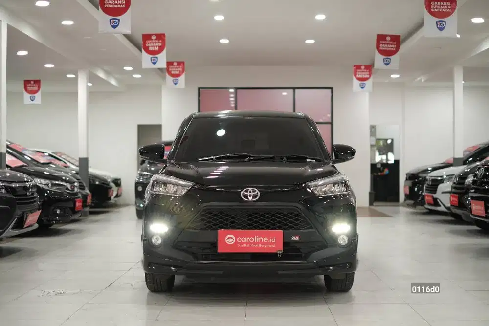 TOYOTA RAIZE GR 1.0 CVT AT 2022 HITAM