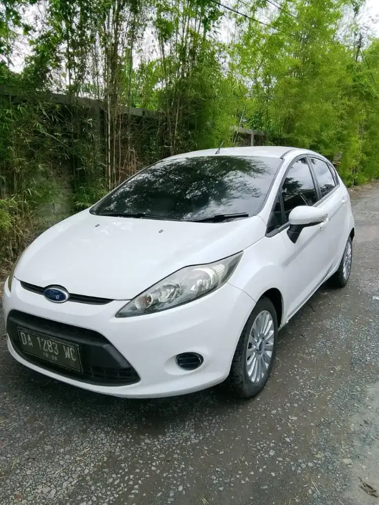 Di jual Ford fiesta