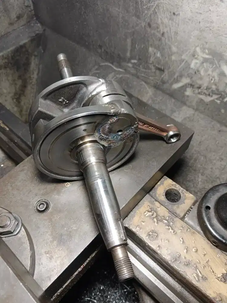 Front desk kasir bengkel bubut korter