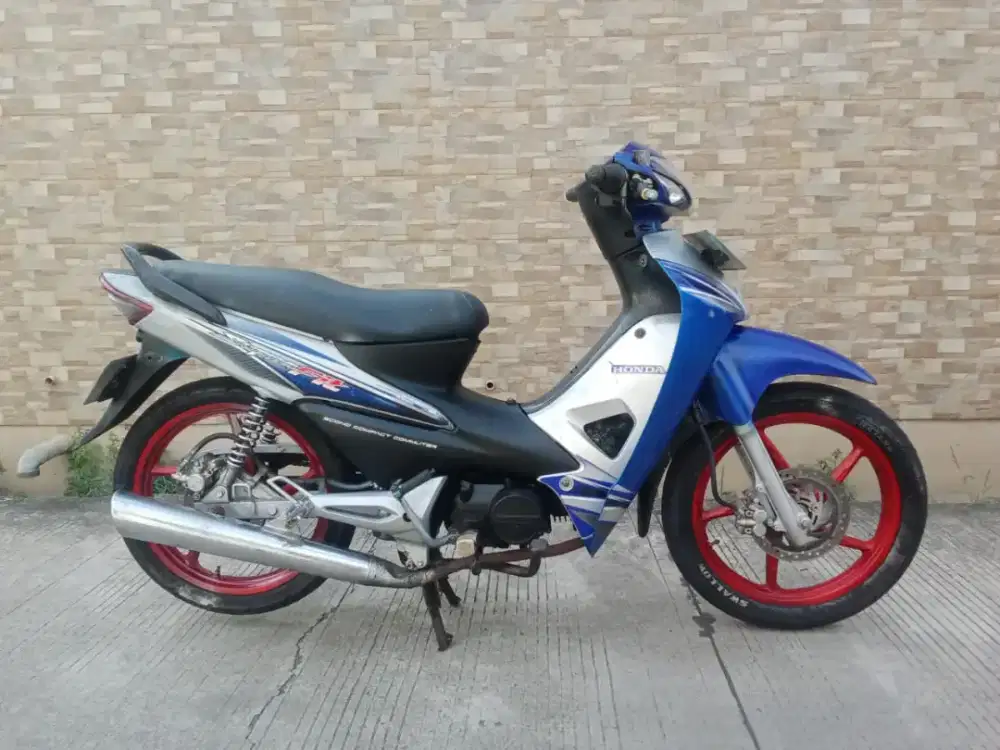 Dijual Honda Supra fit new 2007 mulus komplit pajak panjang