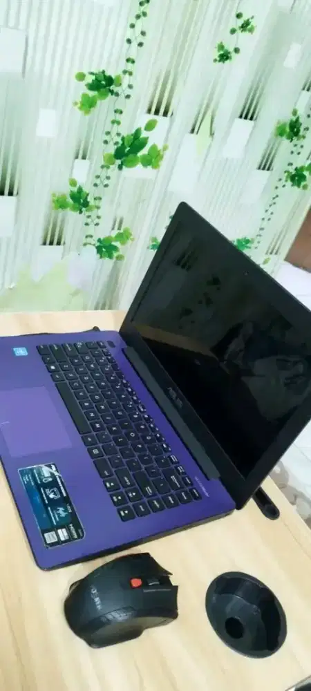 LAPTOP ASUS X453S