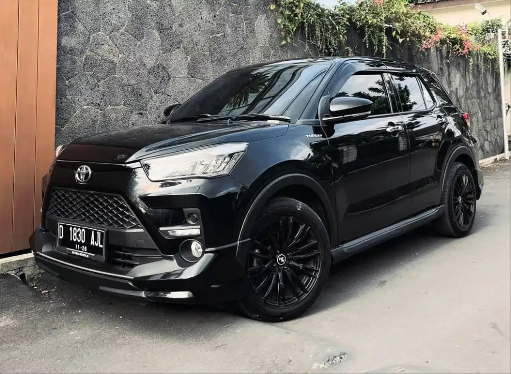 RAIZE GR SPORT TSS 1.0 TURBO AT 2021 LowKM 27rb RECORD TOYOTA BANDUNG