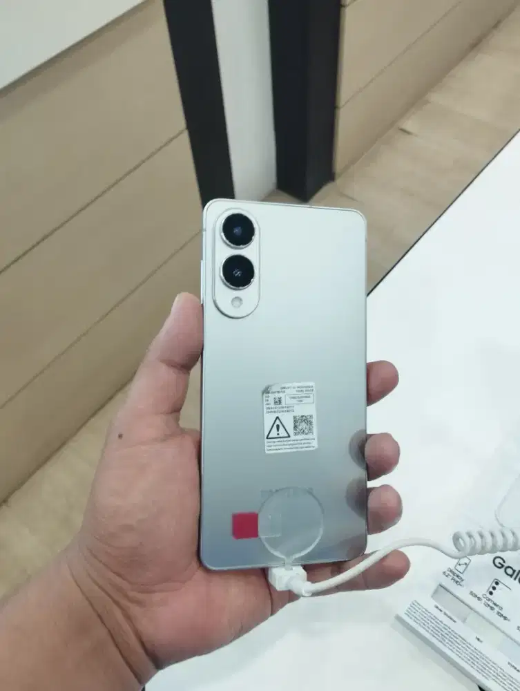 SAMSUNG S25 EDGE 12/256