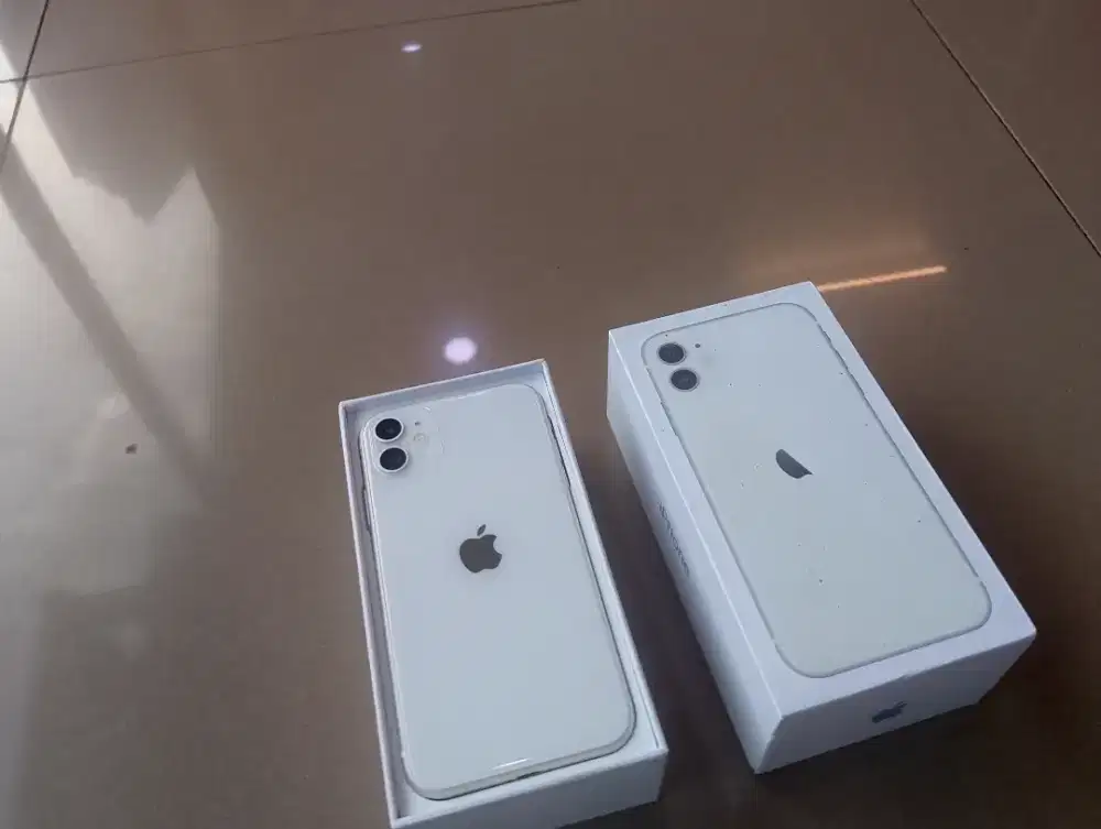 Iphone 11 128gb pasti terima mulus
