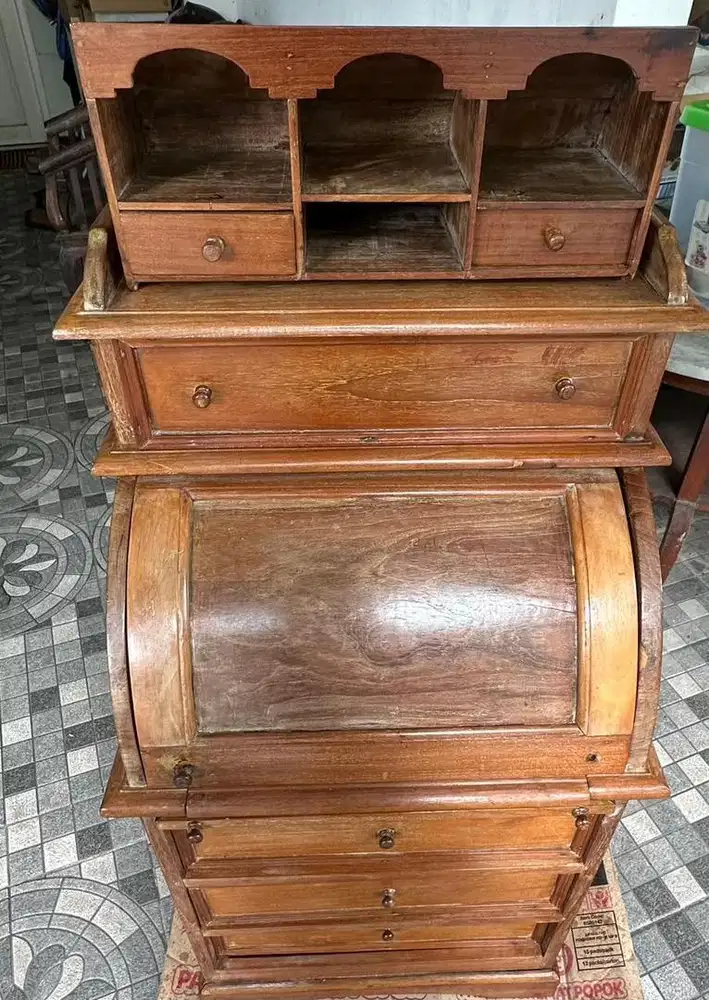 Meja belajar kayu jati antik awet