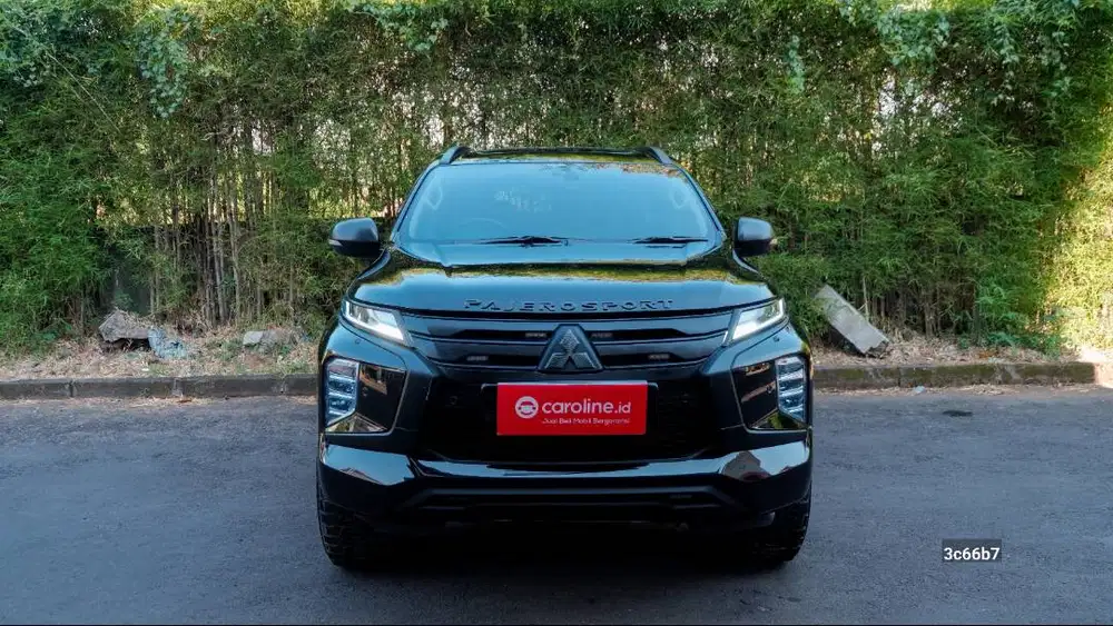 MITSUBISHI PAJERO SPORT DIESEL 2.4L DAKAR 4X2 AT 2022 HITAM