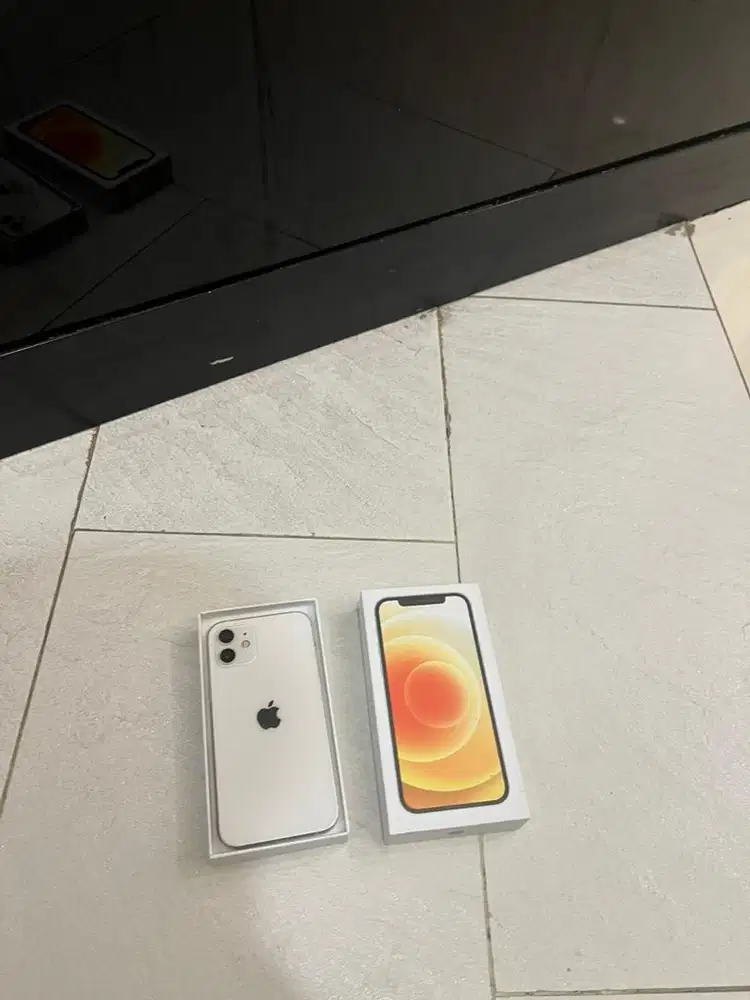 iphone 12 128gb baru pasti masih