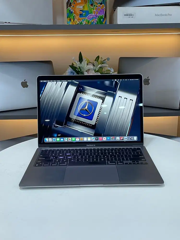 MacBook Air M1 8/512GB