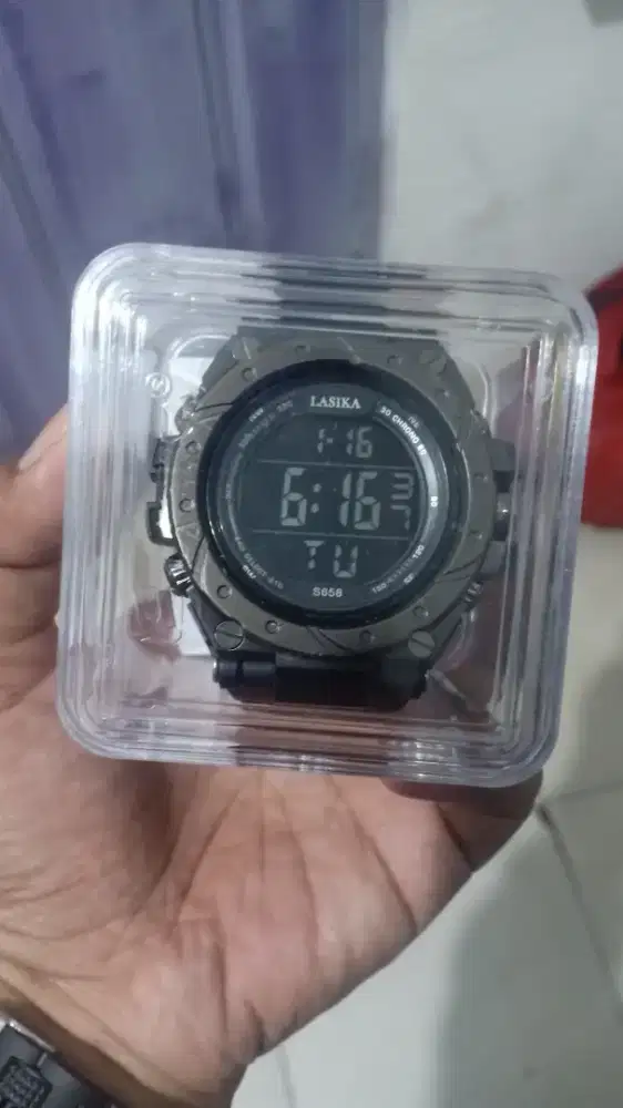 Jual jam tangan diameter lingkaran besar, di jamin anti air.
