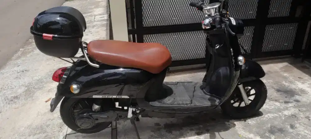 Dijual Motor Listrik SELIS Neo Scootic, 2023
