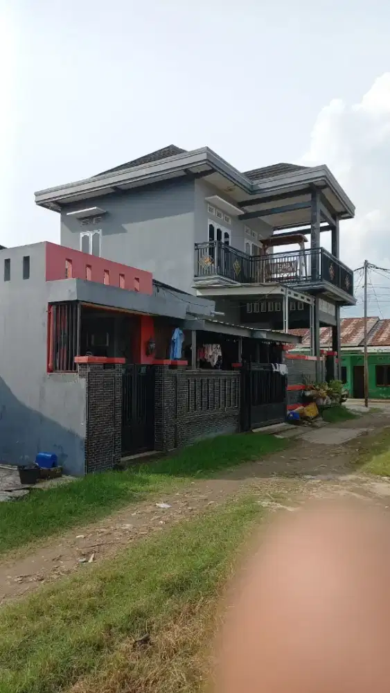 Di jual Rumah lokasi strategis dan lingkungan yang Asri